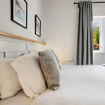 Eldon's Bed & Breakfast