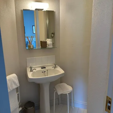Eldon's Bed & Breakfast 3*