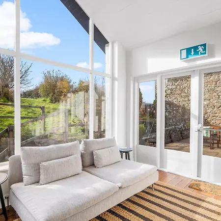 Eldon's Bed & Breakfast 4*