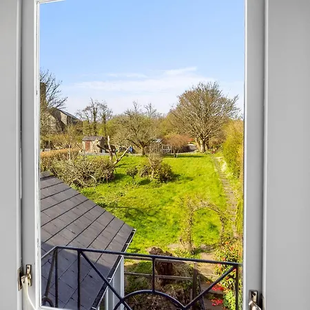 Eldon's 4* Roundstone