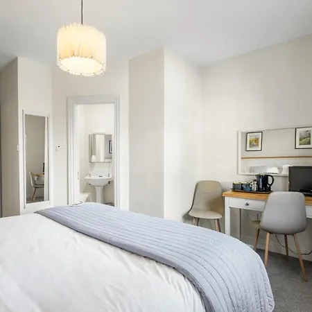 Eldon's 4* Roundstone