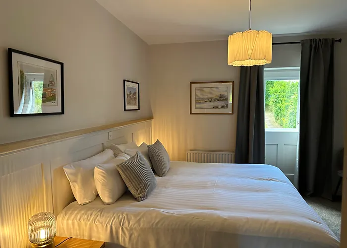 Eldon's 4* Roundstone