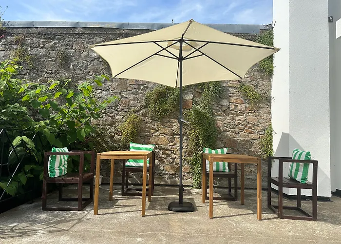 Eldon's 4* Roundstone